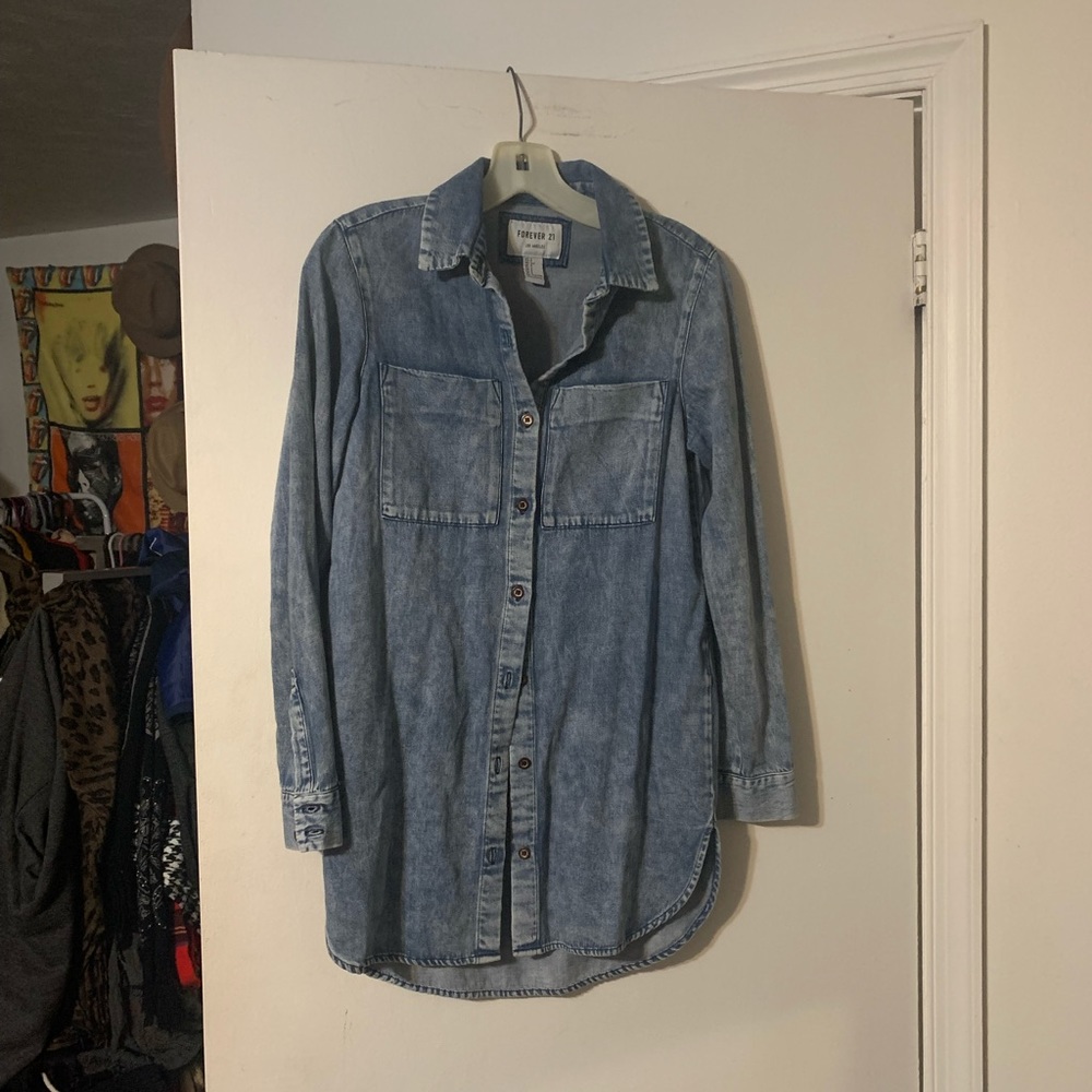 ⭐️Forever 21 Denim Look Button Down Shirt S